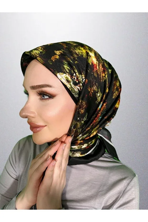 إيشارب جاهز مغناطيسي بنقش ورود خضراء