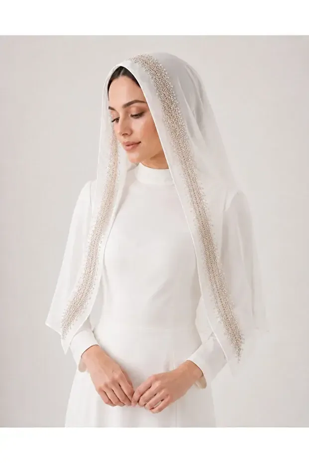 طرحة صلاة بيضاء بشريط مرصع 175×70 سم - صورة 3