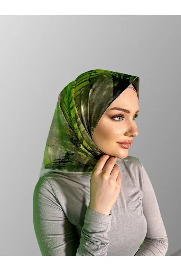 إيشارب جاهز مغناطيسي بطبعة خضراء لامعة
