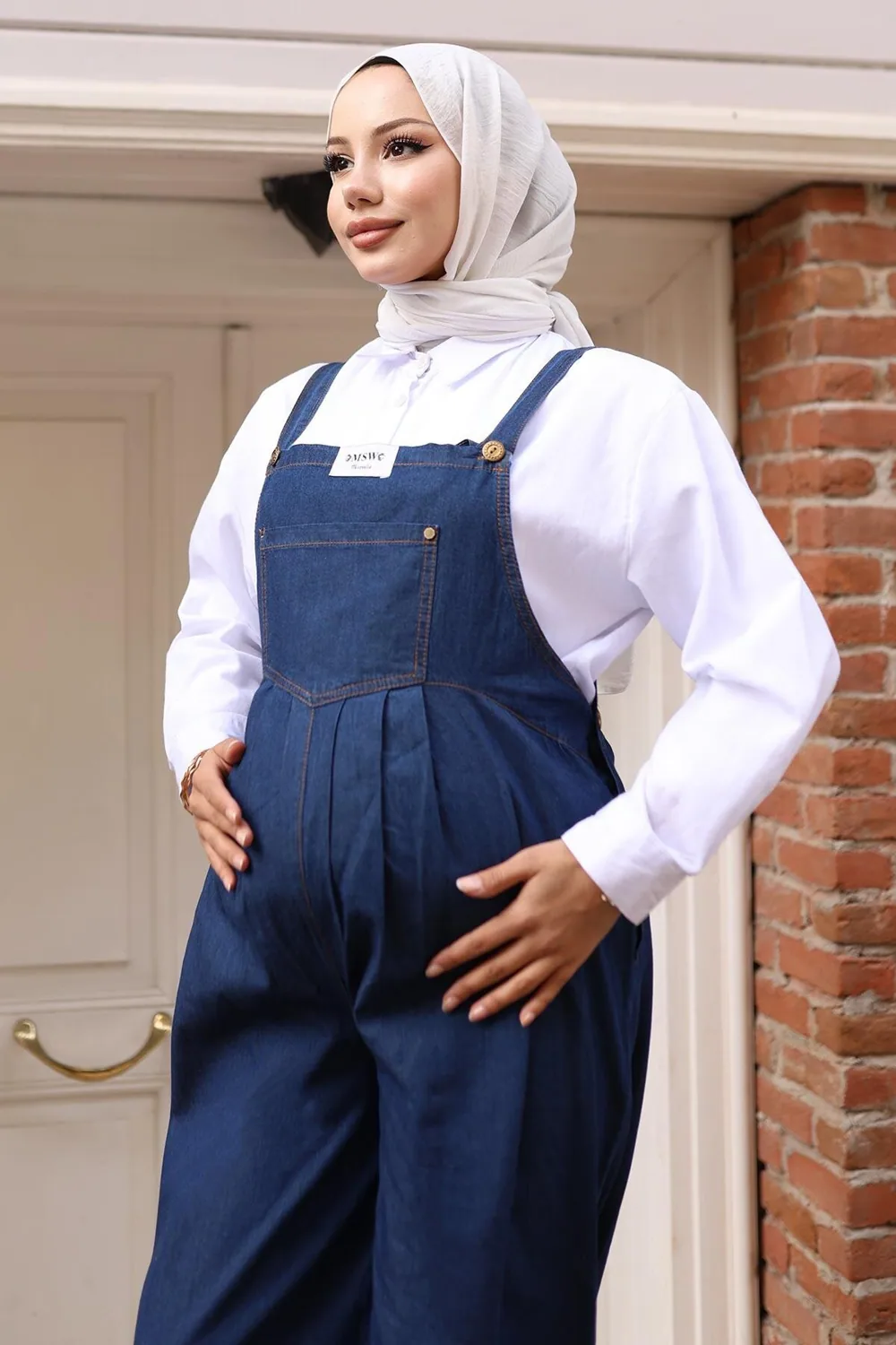 سالوبيت حمل محتشم أزرق غامق بجيب أمامي - صورة 2