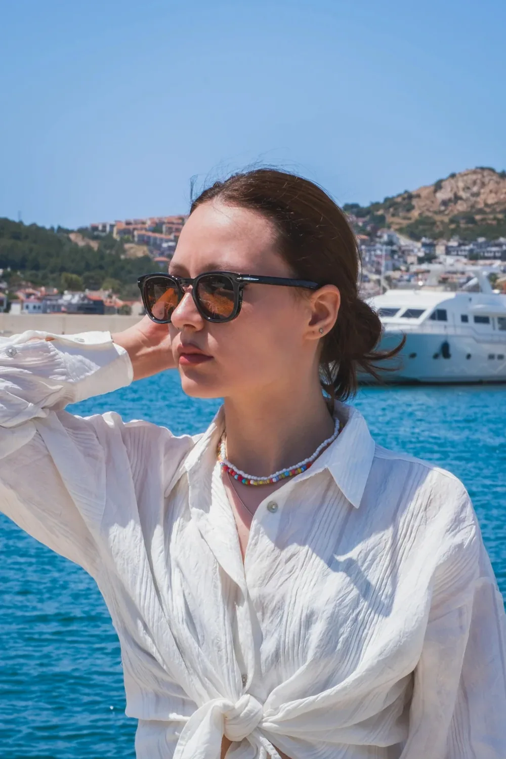 نظارة شمسية مربعة بإطار أسود سميك - صورة 3