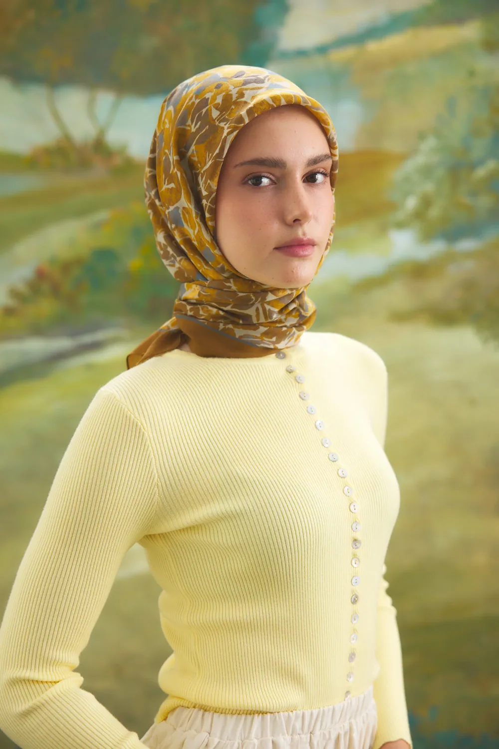 إيشارب ليوسيل منقوش بلون خردلي - صورة 4