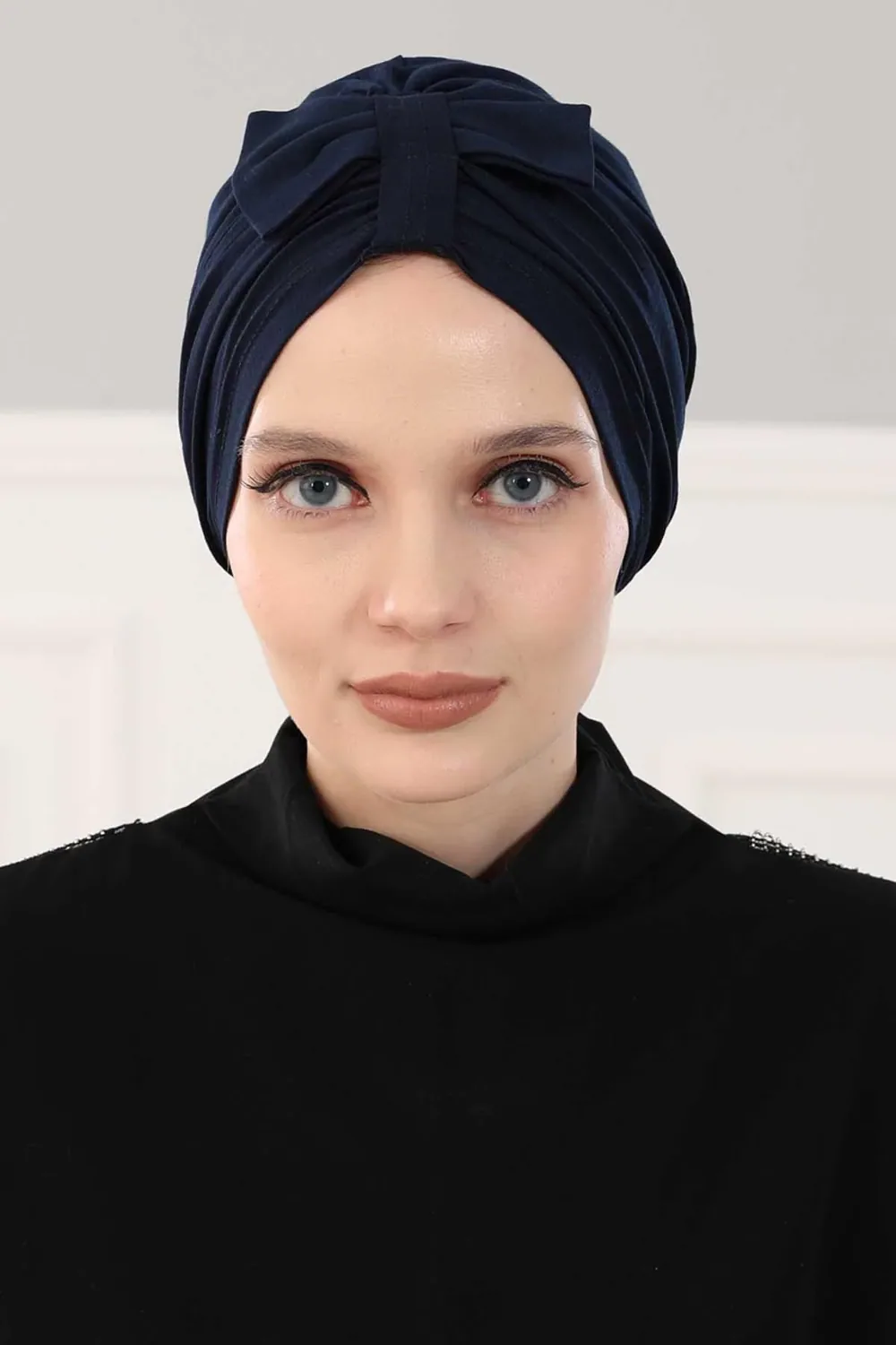 بونيه بينيه بفيونكة أمامية