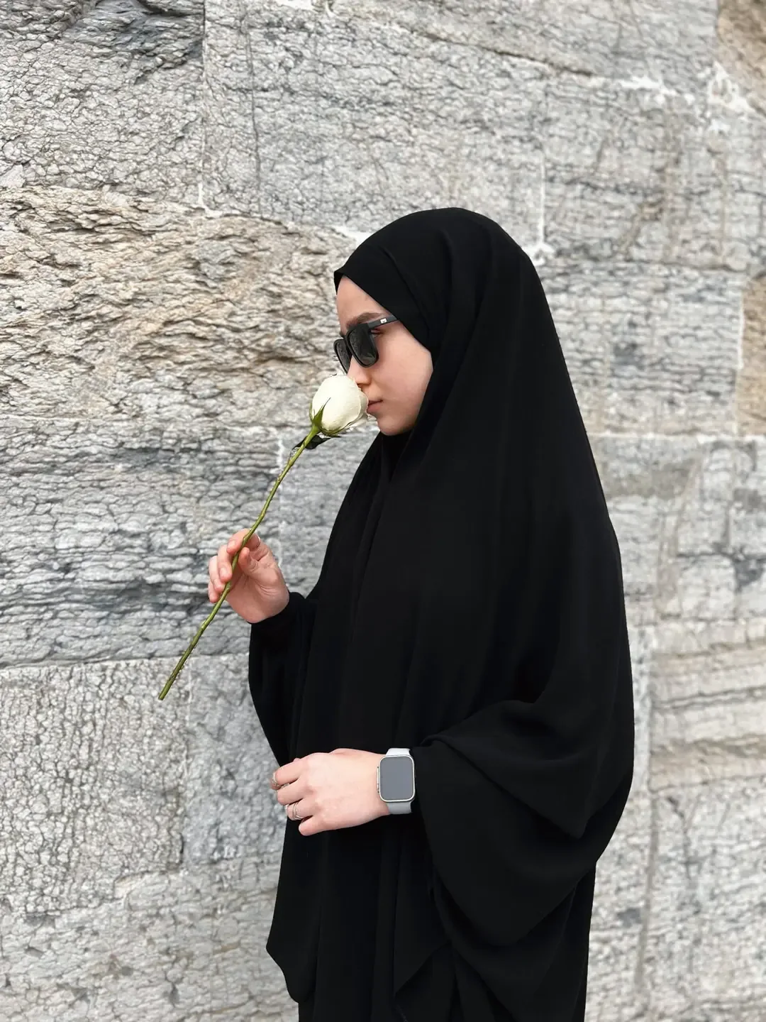 جلباب قطعتين بنقاب مخفي وتنورة بكسرة أسود - صورة 3